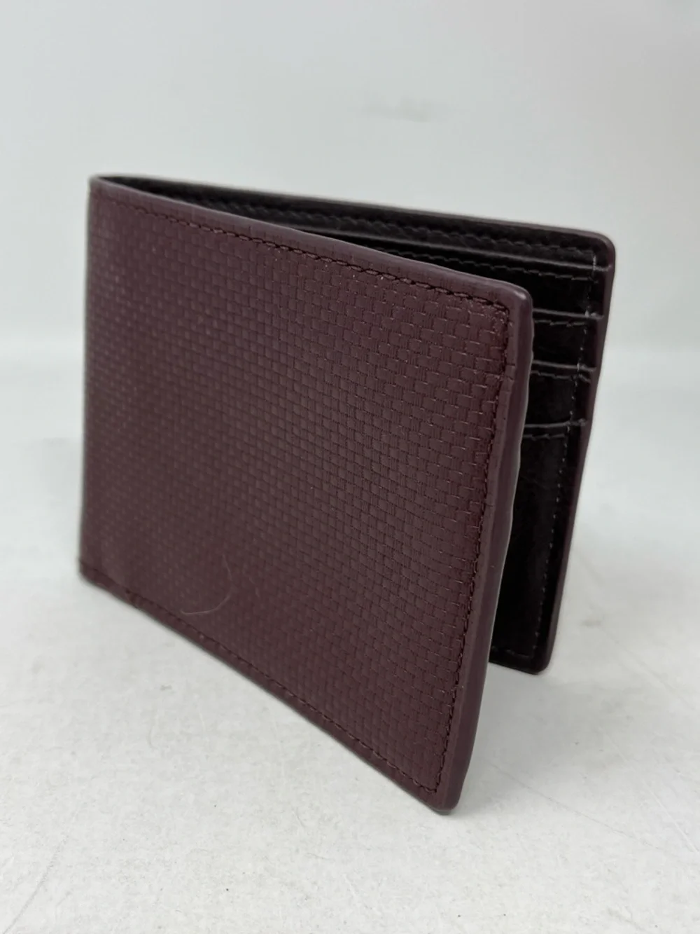 FOSSIL Hart Bifold Wallet CowHide Embossed Leather Dark Wine and Brown Color NEW